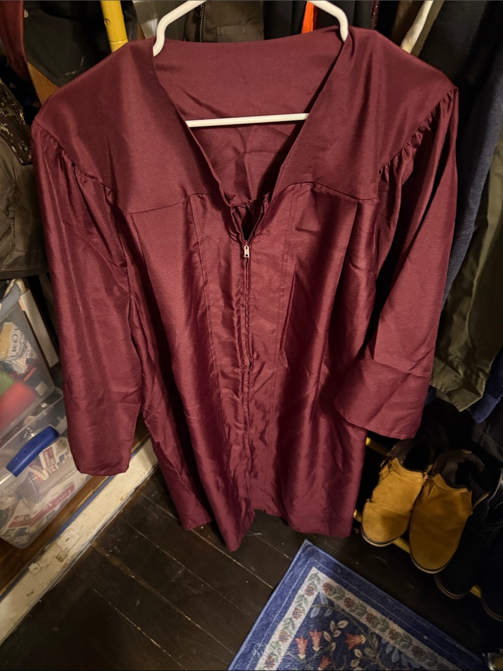 Maroon Men’s Zip-Front Graduation Gown